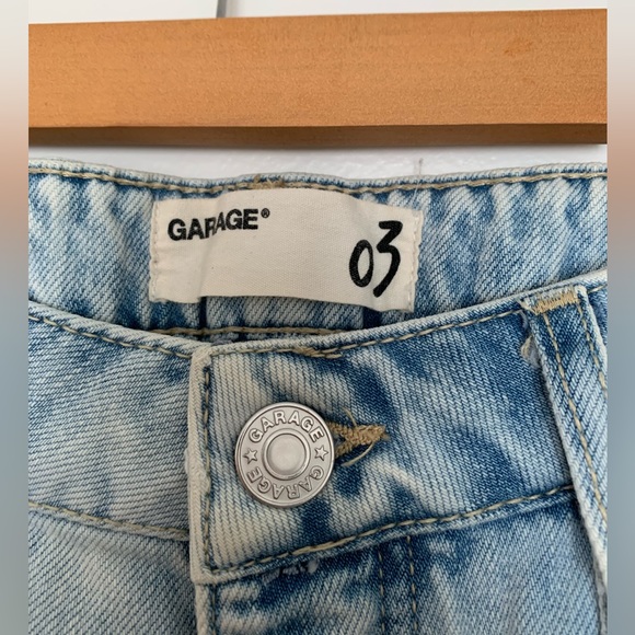 Garage Mid-Rise Ripped Boyfriend Jeans Size 3 - Picture 4 of 7